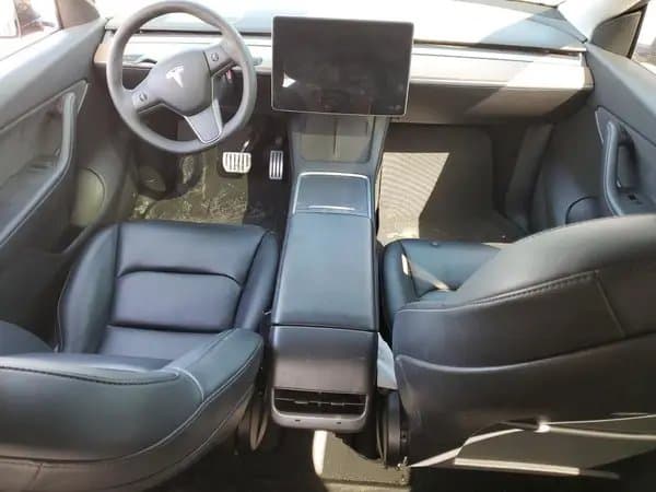 Tesla Model Y 2022