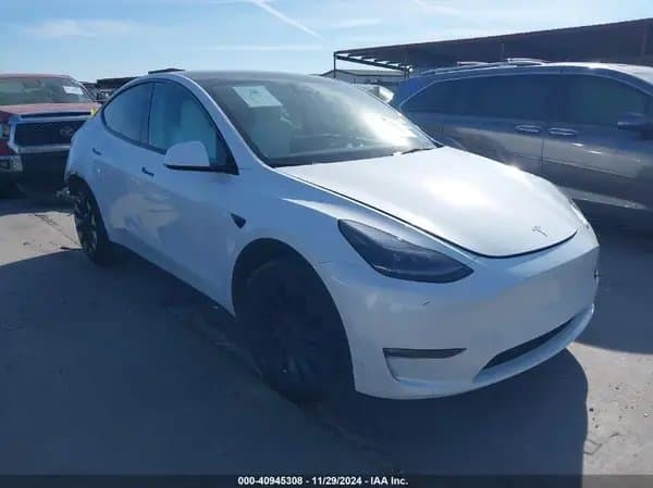Tesla Model Y 2022