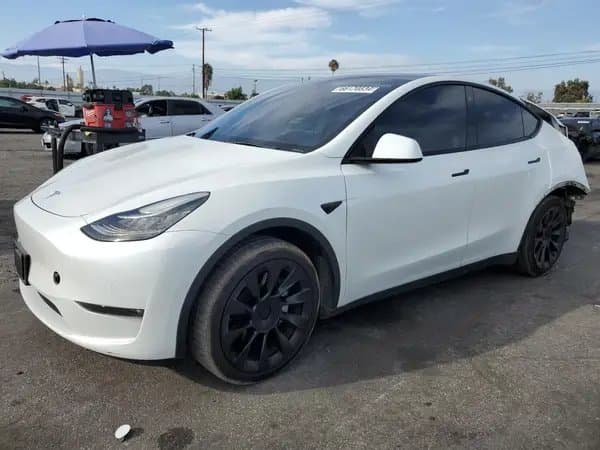 Tesla Model Y 2022