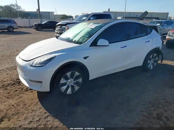 Tesla Model Y 2022