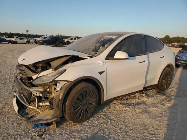 Tesla Model Y 2023