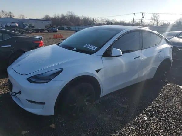Tesla Model Y 2023