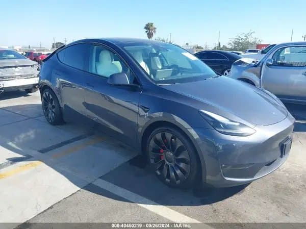 Tesla Model Y 2023
