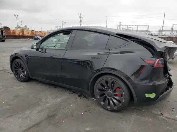 Tesla Model Y 2023