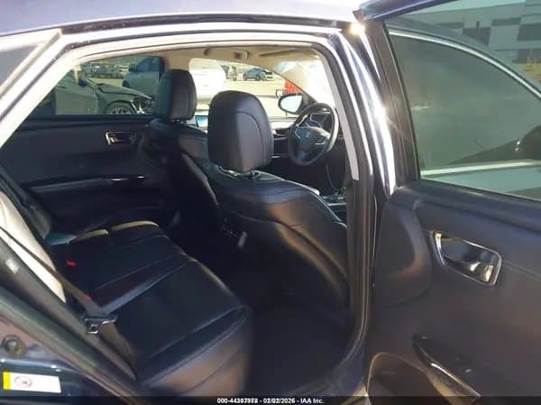 Toyota Avalon 2016