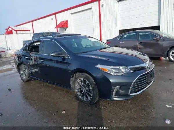 Toyota Avalon 2016
