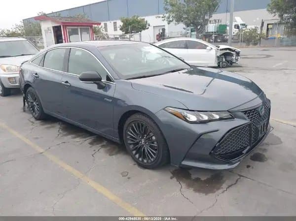 Toyota Avalon 2019