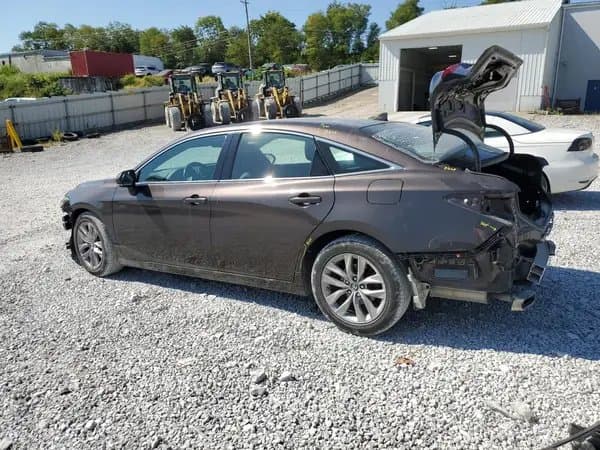 Toyota Avalon 2019