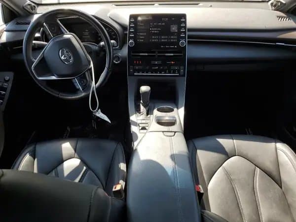 Toyota Avalon 2019