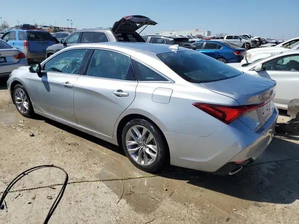 Toyota Avalon 2019