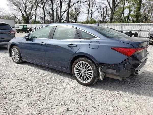Toyota Avalon 2020