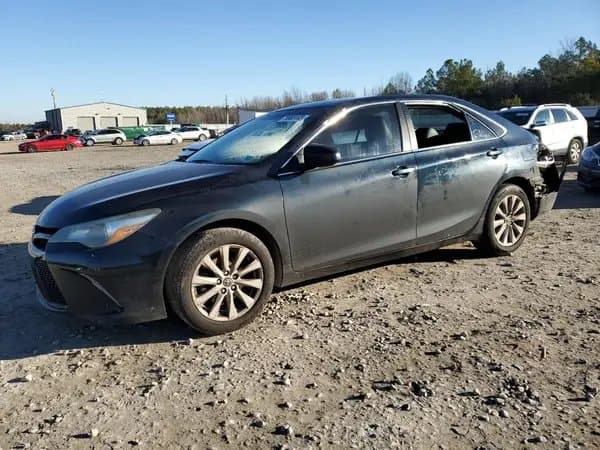 Toyota Camry 2016