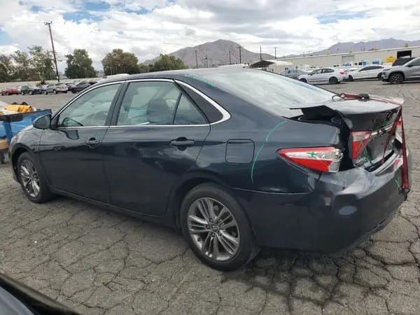 Toyota Camry 2016