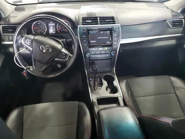 Toyota Camry 2016