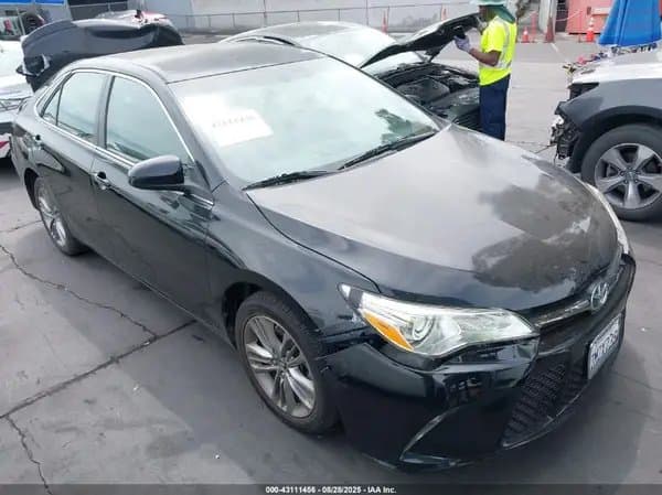 Toyota Camry 2016