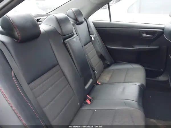 Toyota Camry 2016