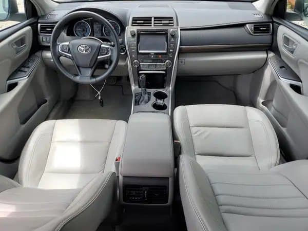 Toyota Camry 2016
