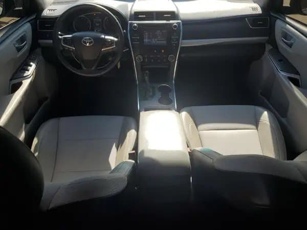 Toyota Camry 2016
