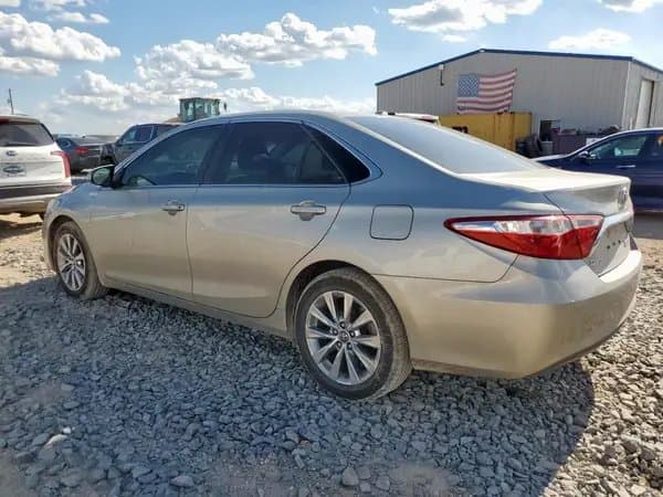 Toyota Camry 2017
