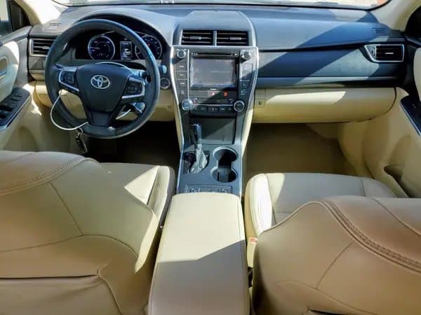 Toyota Camry 2017