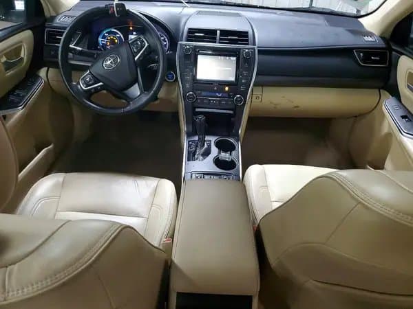 Toyota Camry 2017
