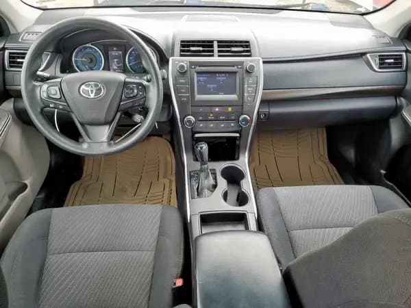 Toyota Camry 2017