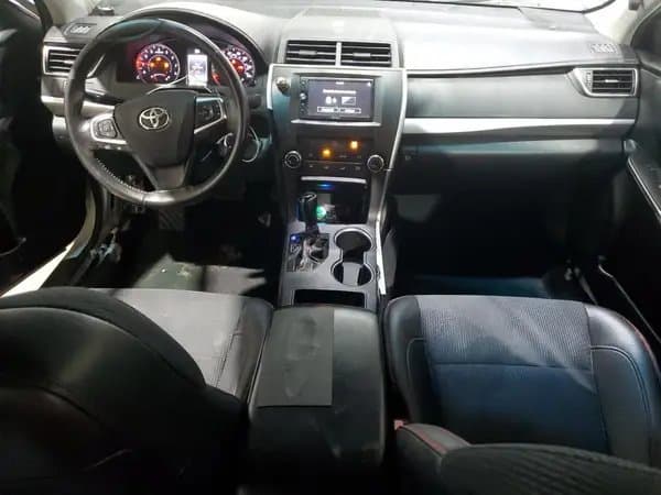 Toyota Camry 2017