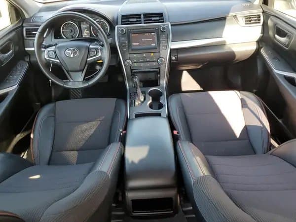Toyota Camry 2017