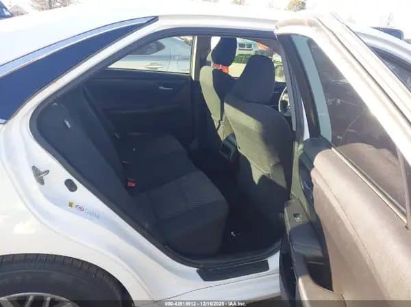 Toyota Camry 2017