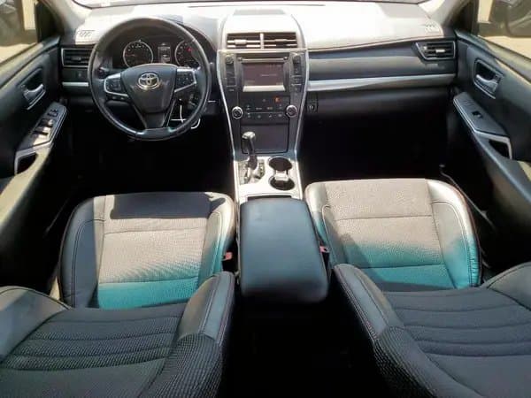 Toyota Camry 2017