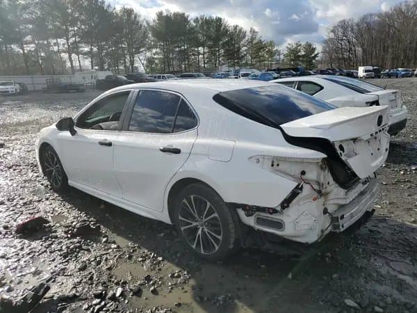 Toyota Camry 2018