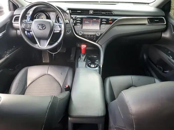 Toyota Camry 2018