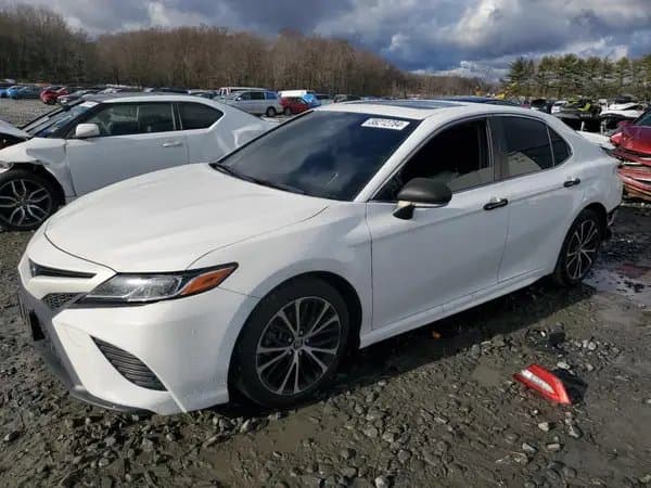 Toyota Camry 2018