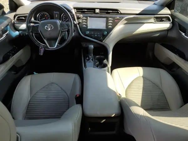 Toyota Camry 2018