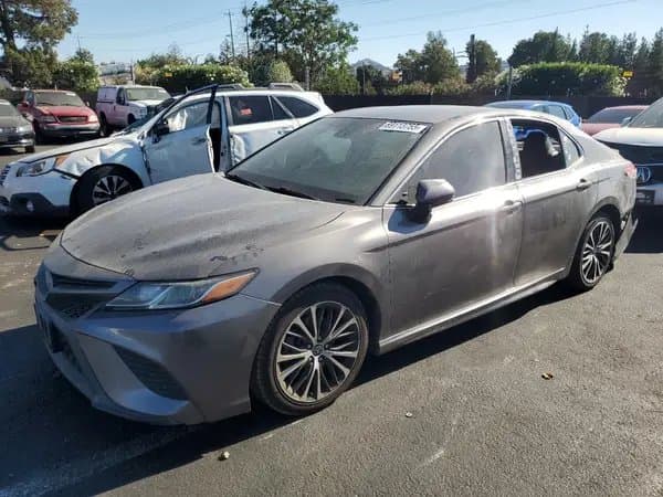 Toyota Camry 2018