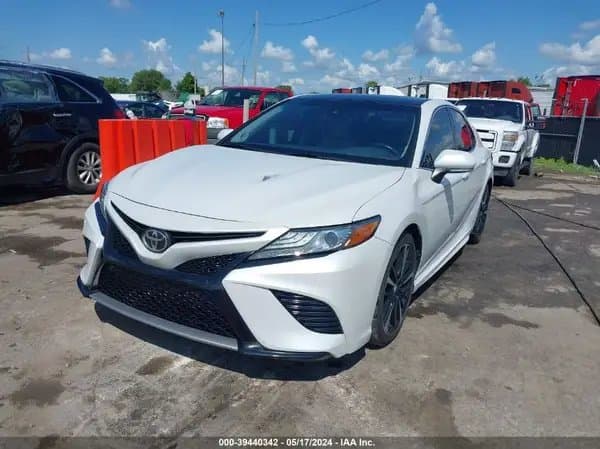Toyota Camry 2018