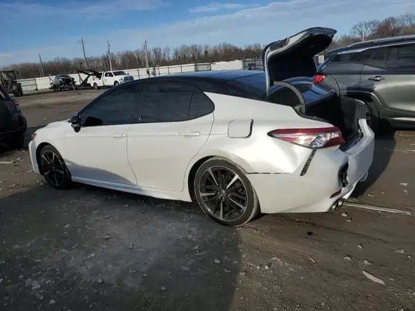 Toyota Camry 2018
