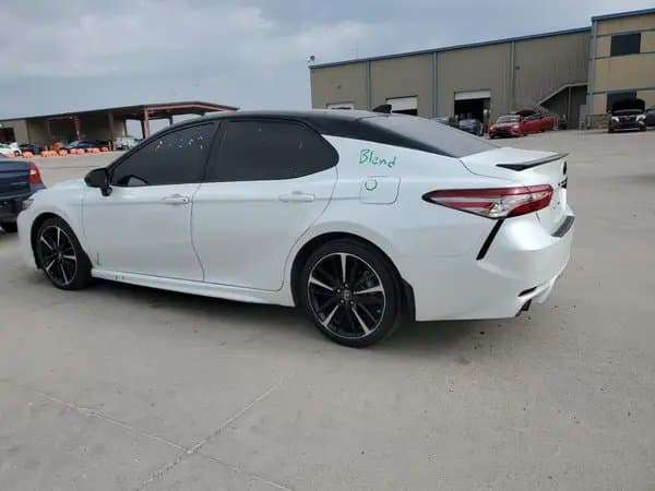 Toyota Camry 2018