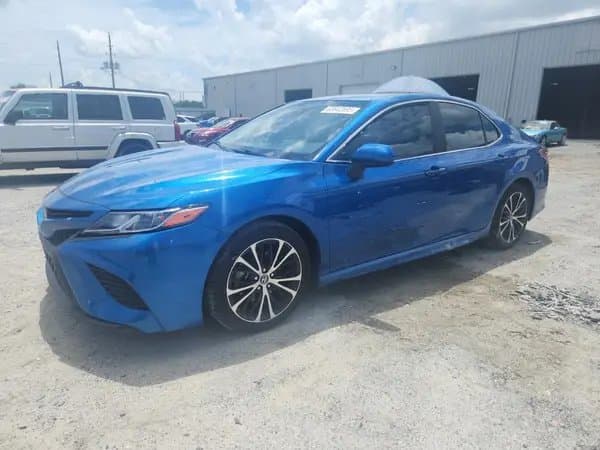 Toyota Camry 2018