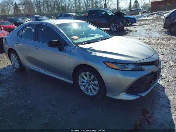 Toyota Camry 2018