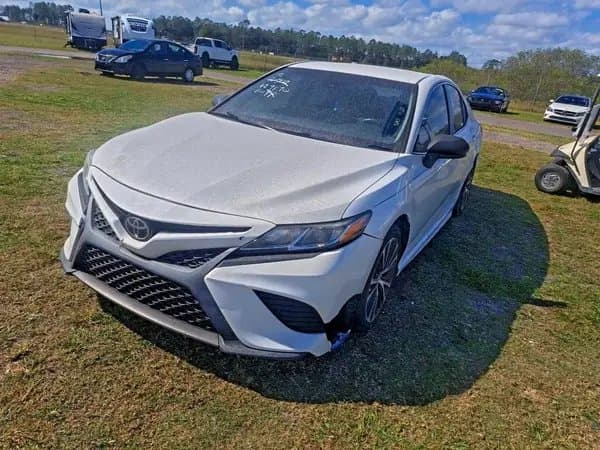 Toyota Camry 2018