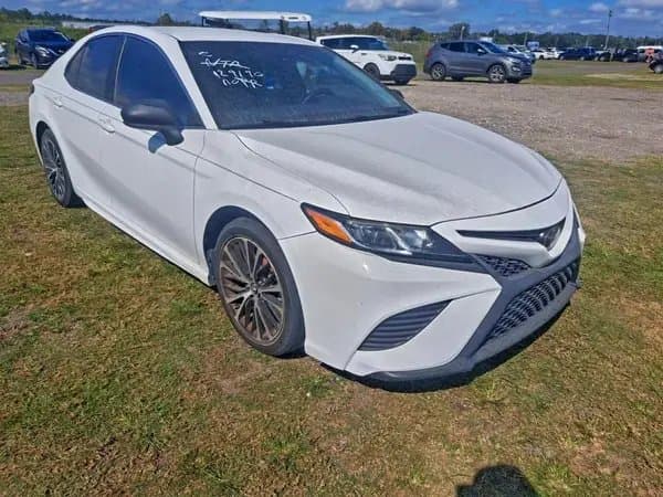 Toyota Camry 2018
