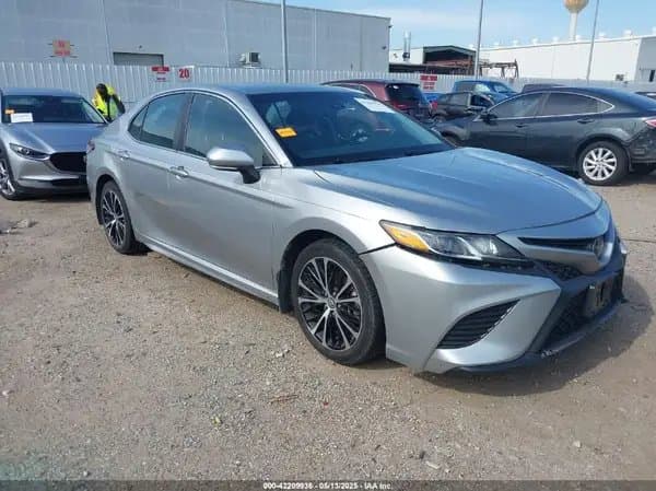 Toyota Camry 2018