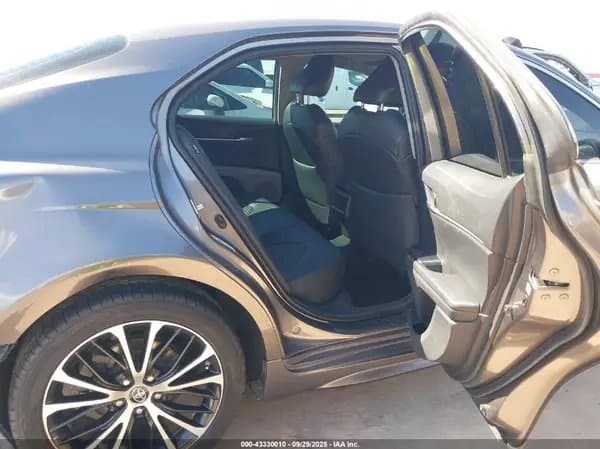 Toyota Camry 2018