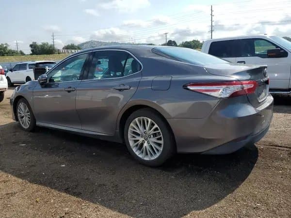 Toyota Camry 2018