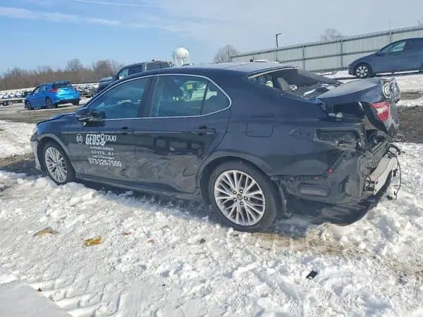 Toyota Camry 2018