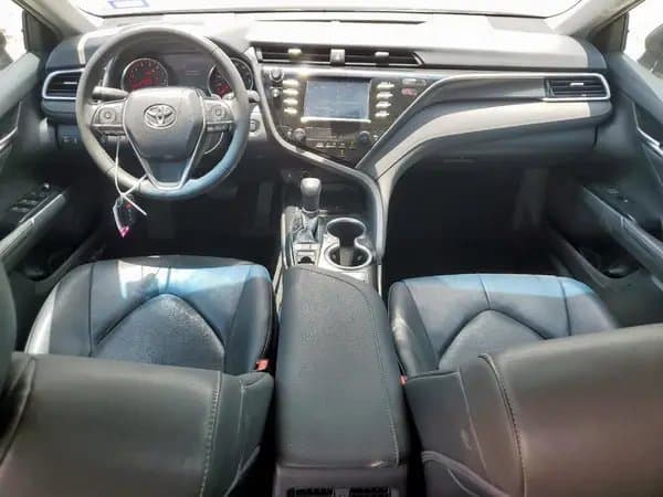 Toyota Camry 2018