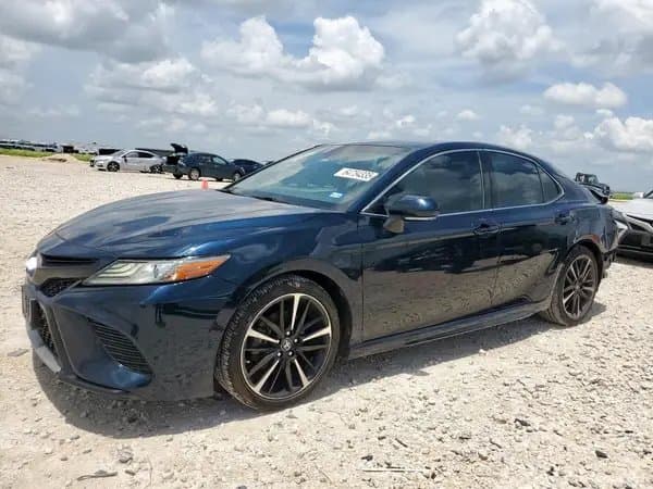 Toyota Camry 2018