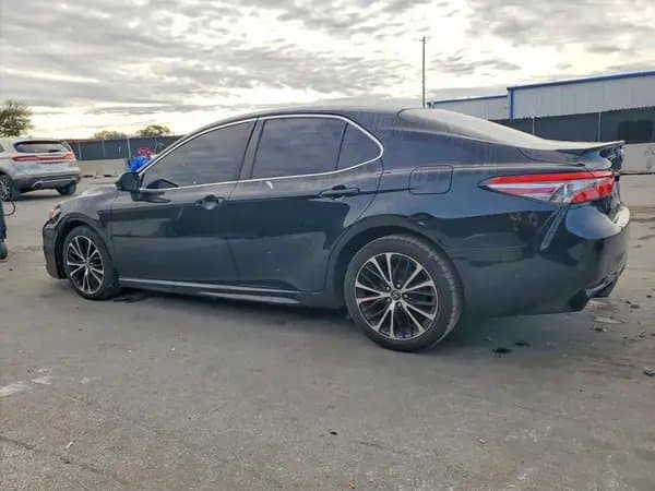 Toyota Camry 2018