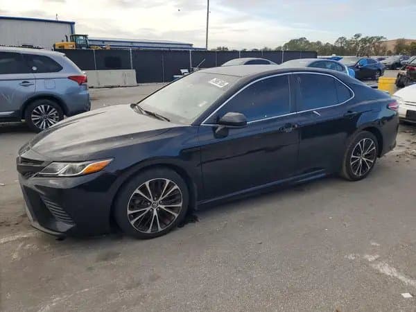 Toyota Camry 2018